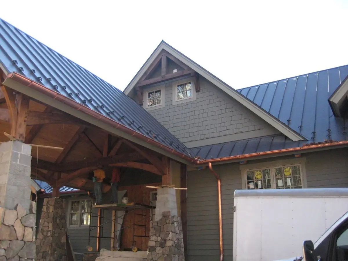 Craftsman Roofing team delivering quality roofing work in Pine Grove